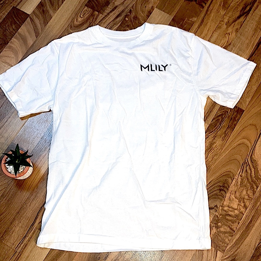 Brand New! 💥Super Nice!💥 MLILY tee💥Sz M💥A3
